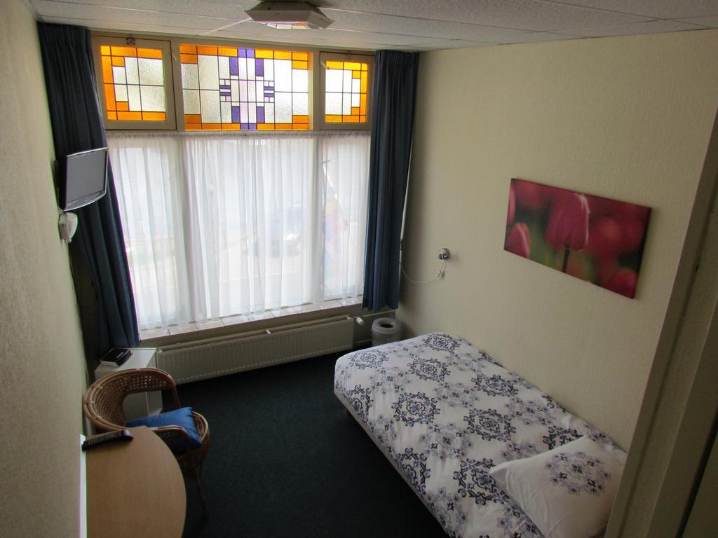 Hotel Cafe Woud Den Helder Room photo